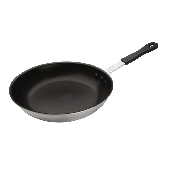Fry Pan with Three Layer Coating and Silicone Handle 12 5/8"